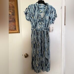 89th & Madison Blue and White Maxi Dress